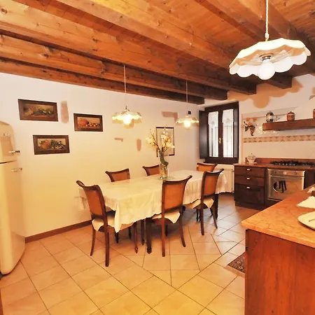 La Casa Di Barbara Girasoli Apartment